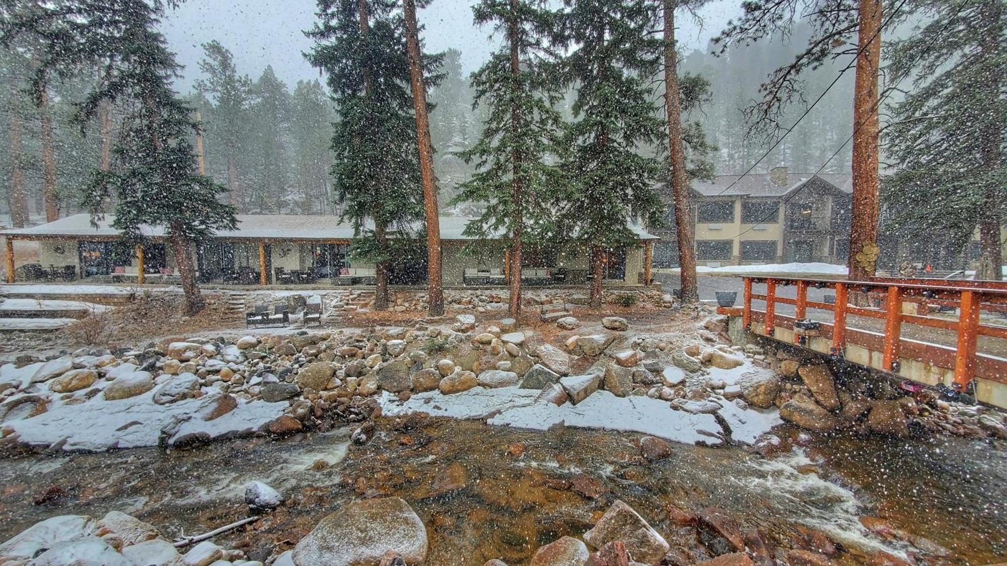 The Inn On Fall River & Fall River Cabins Estes Park Eksteriør billede